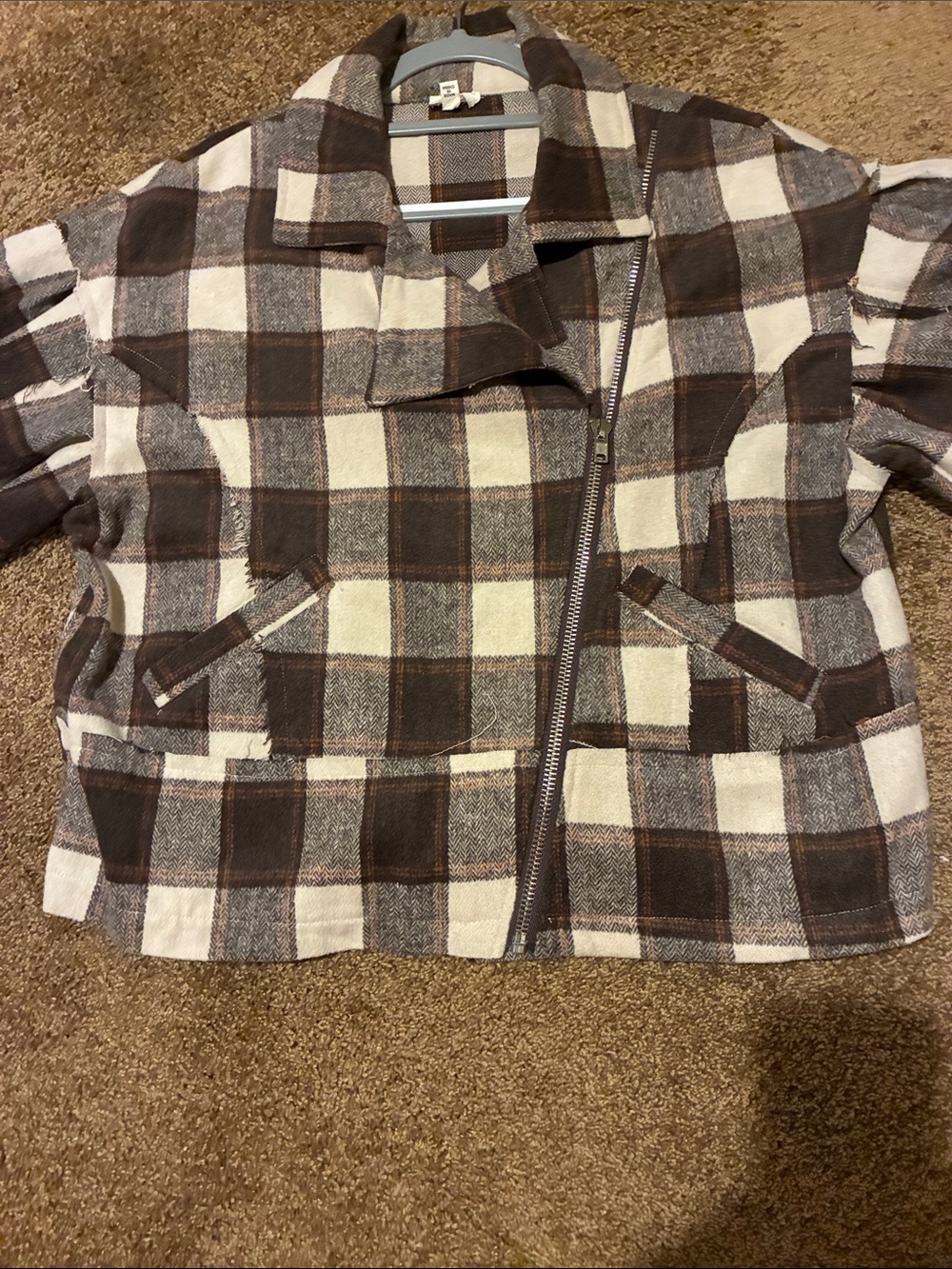 POL Plaid Jacket in Brown and Cream.Size M. Pockets. Raw hems. CUTE!. Oversized